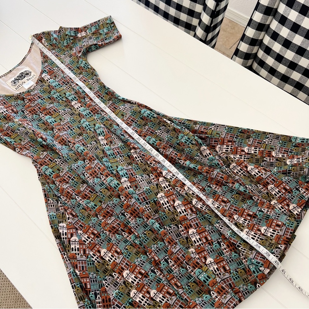 Effies Heart Fit Flare Dress with Pockets House Urban City Print Medium - Picture 9 of 10